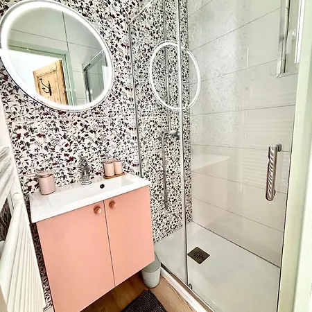 Apartment Rose-jasmin 15 Minutes *